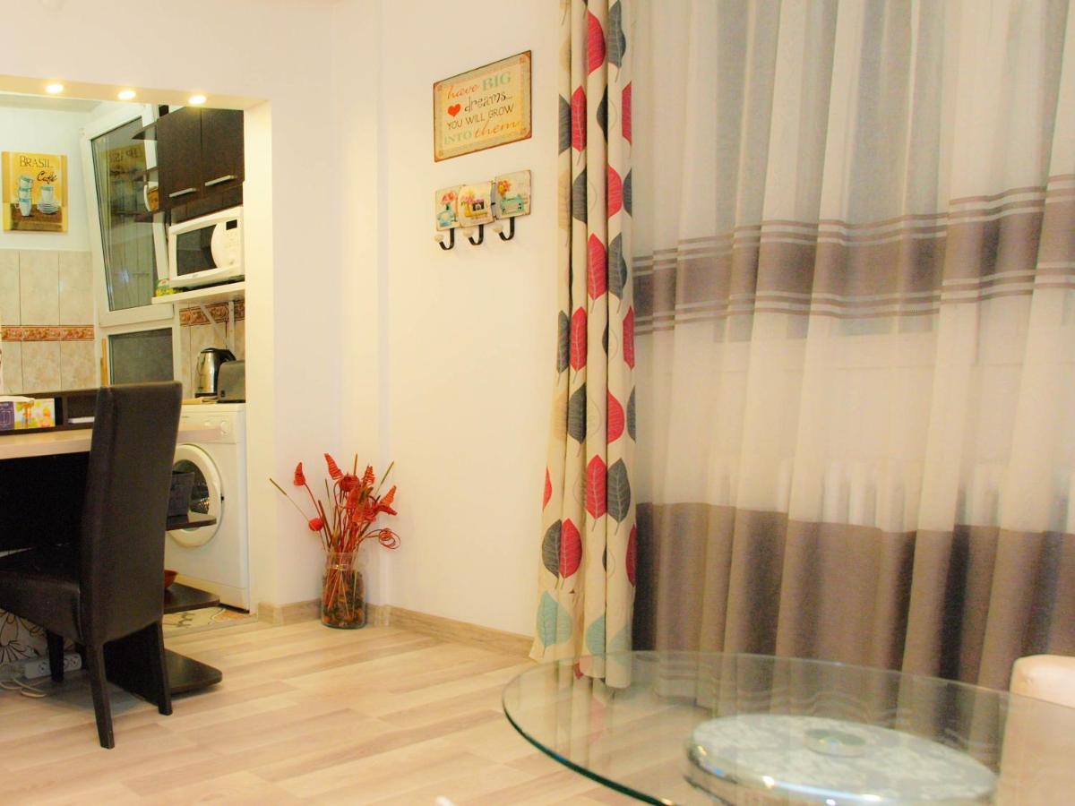 Good Vibes In Cismigiu Studio Steps From Subway Self Check In Bucureşti Exterior foto